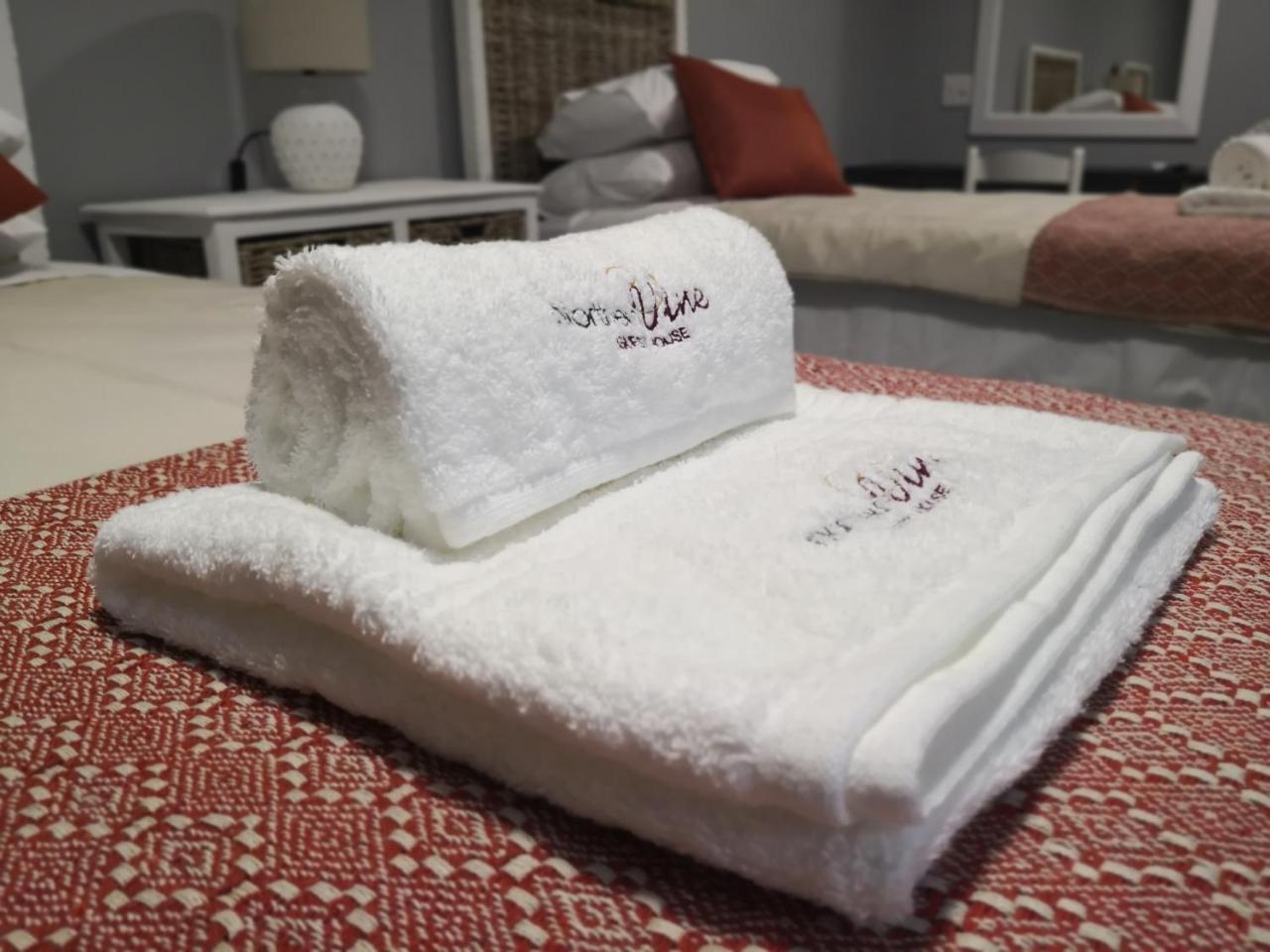 Northern Vine Guesthouse B&B Self-Catering Brackenfell Extérieur photo