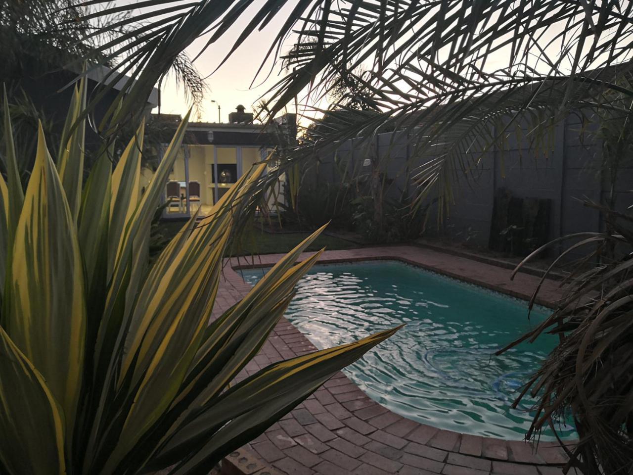 Northern Vine Guesthouse B&B Self-Catering Brackenfell Extérieur photo