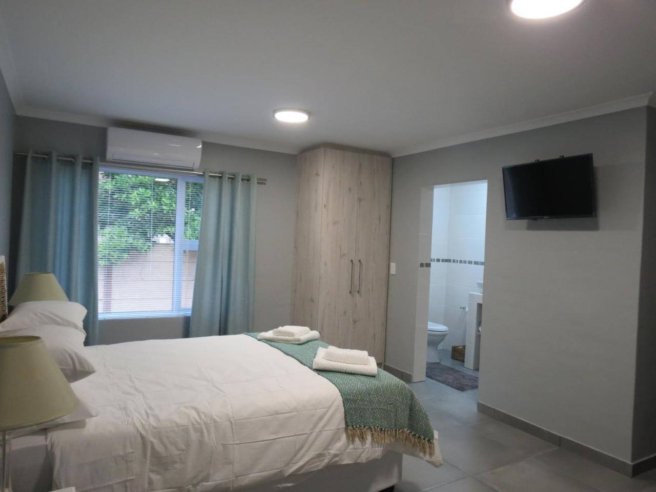 Northern Vine Guesthouse B&B Self-Catering Brackenfell Extérieur photo